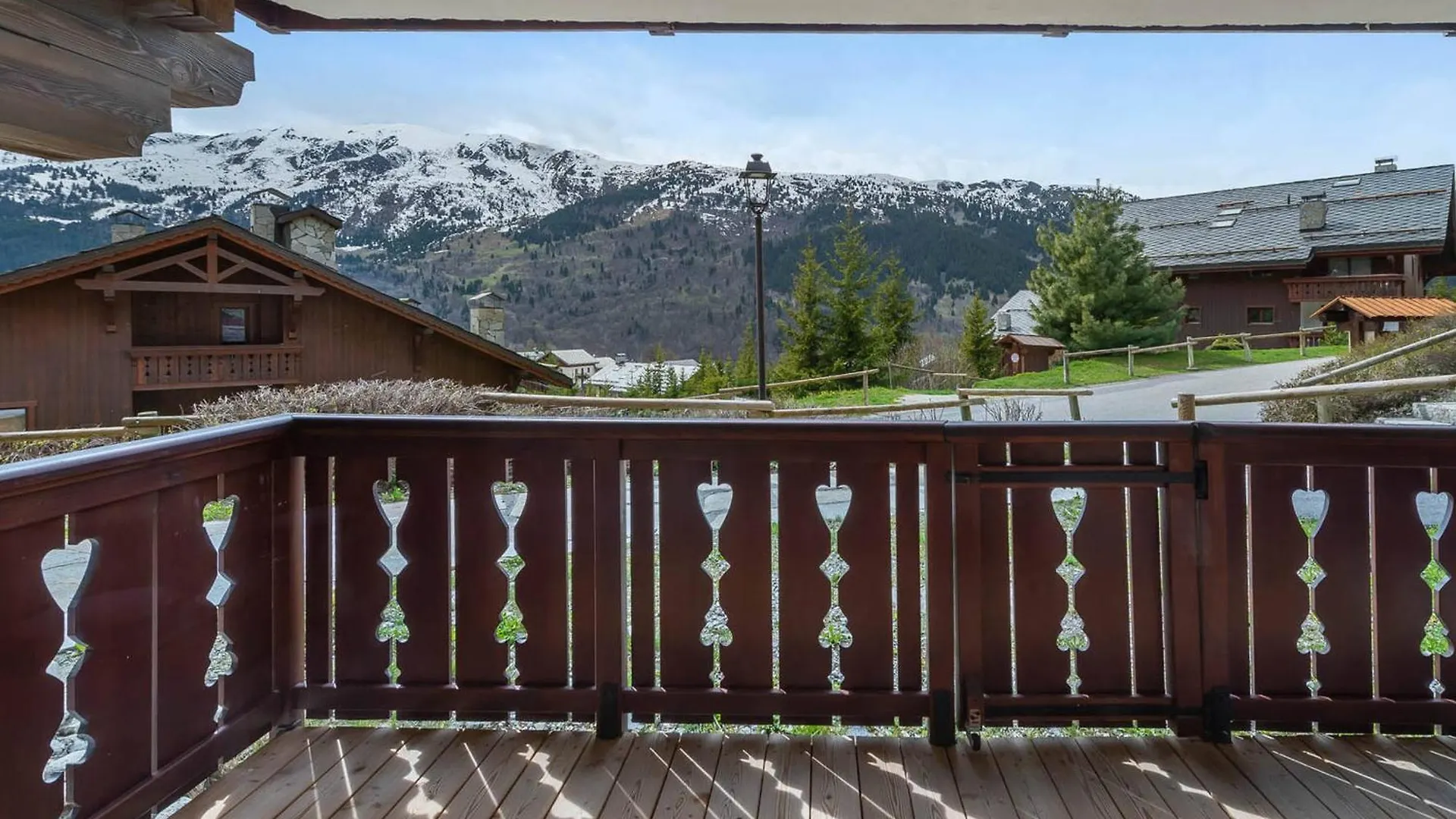 Apartment Charmant 3 Pieces Avec 2 Chambres, Terrasse, Parking Et Wi-Fi A Meribel - Fr-1-566-61 Les Allues France